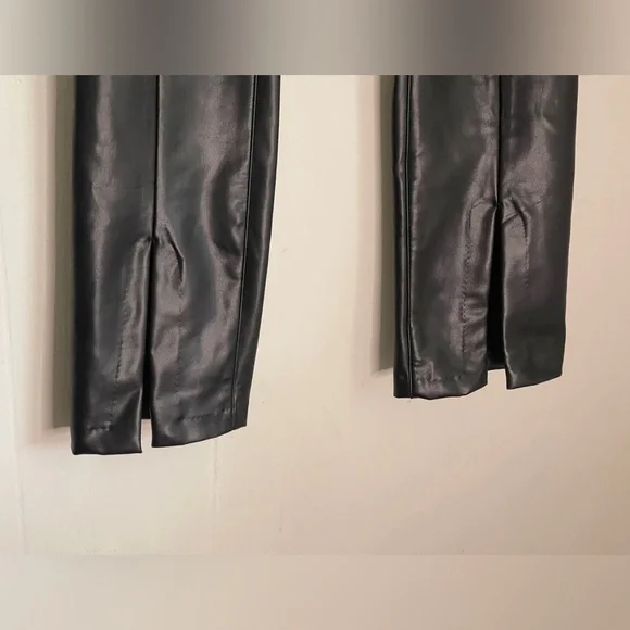 Abercrombie & Fitch The Skinny Ultra High Rise Black Vegan Leather Pants 8/29L - Picture 12 of 14
